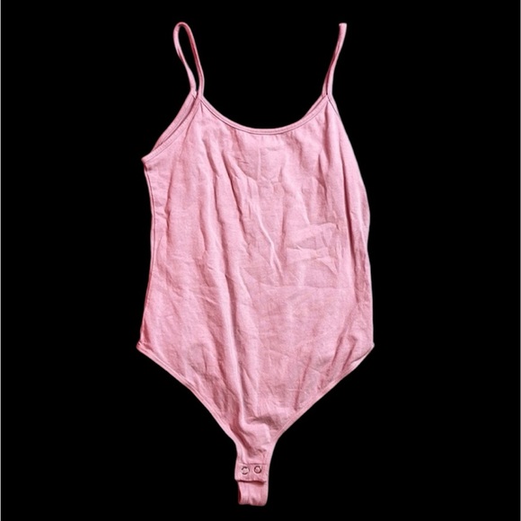 Small pink bodysuit - Picture 1 of 1